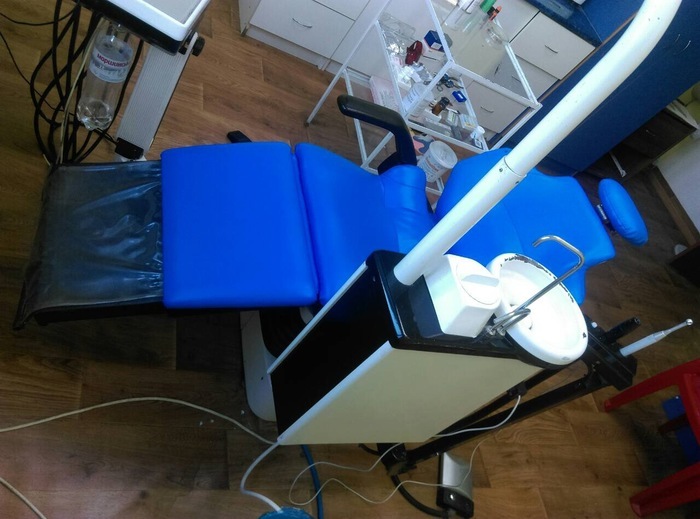 Стоматологическое кресло Belmont Zooble.com.ua