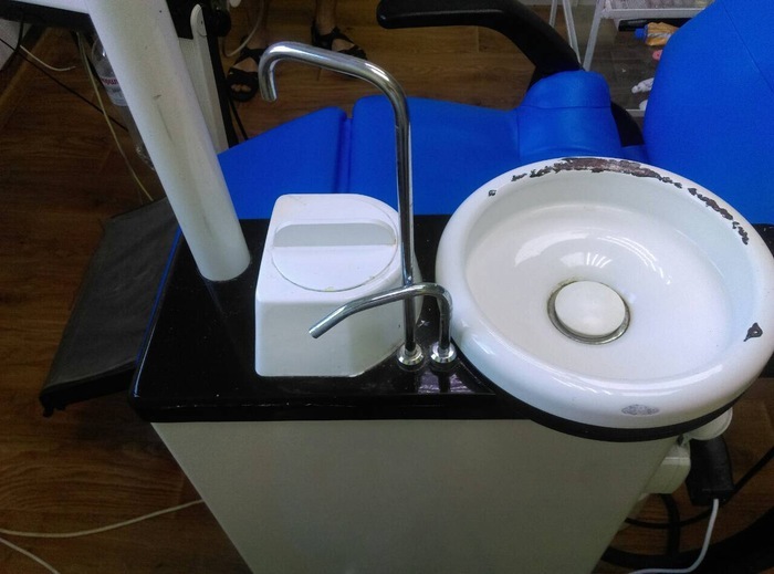 Стоматологическое кресло Belmont Zooble.com.ua