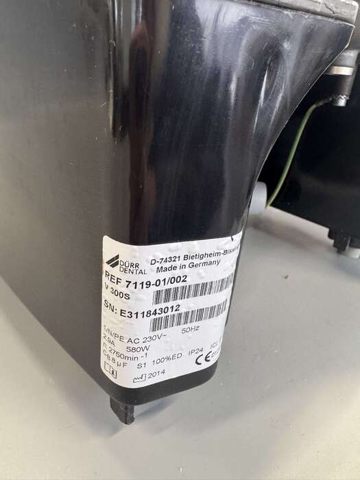 Стоматологічна Помпа DURR DENTAL V 300S суха аспірація Розрахована на 1-2 установки Ціна 400€ 20400 грн Zooble.com.ua