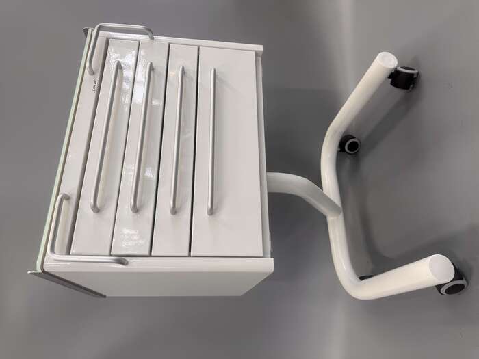 Стоматологічна тумба мобільна LORAN Виробник Розмір 50*50 висота 75см в наявності 5 шт Zooble.com.ua