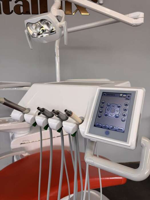 Стоматологічна установка CASTELLINI SKEMA 6 2018р.в в ідеальному стані максимальна комплектація Zooble.com.ua