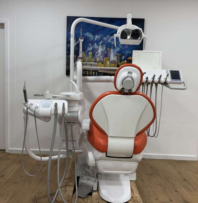 Стоматологічна установка CASTELLINI SKEMA 6 2018р.в з виставкового залу Європи в ідеальному стані Zooble.com.ua