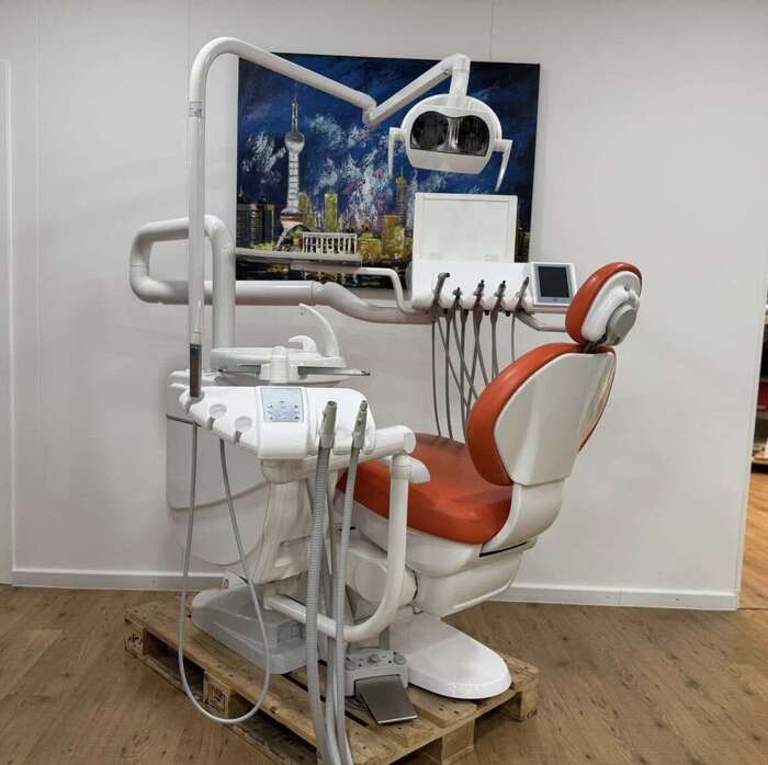 Стоматологічна установка CASTELLINI SKEMA 6 2018р.в з виставкового залу Європи в ідеальному стані Zooble.com.ua