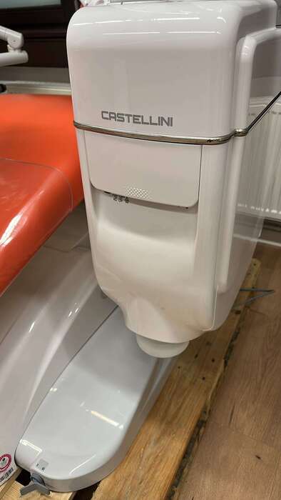 Стоматологічна установка CASTELLINI SKEMA 6 2018р.в з виставкового залу Європи в ідеальному стані Zooble.com.ua
