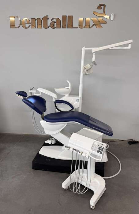 Стоматологічна установка Chirana CHEESE EASY 2017р.в Словацький виробник Тип подачі інструментів: нижня подача Zooble.com.ua