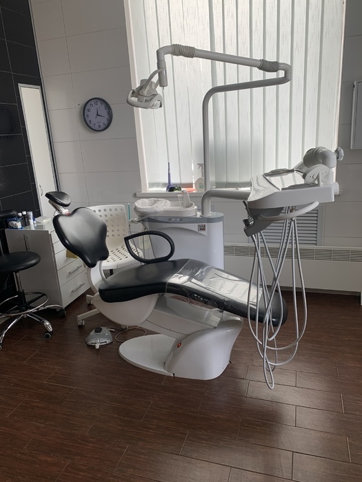 Стоматологічна установка Chirana (Словакія) б/у. 2006р. випуску. Zooble.com.ua