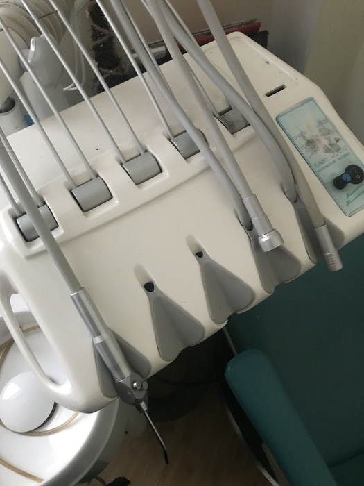 Стоматологічна установка Chirana. В робочому стані. Zooble.com.ua