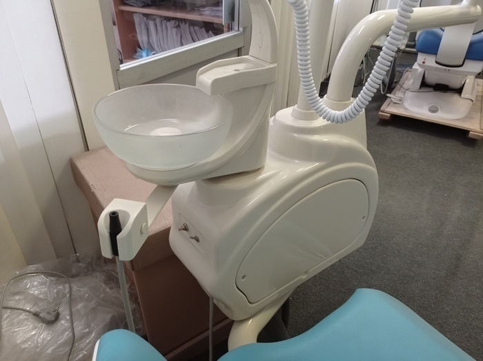 Стоматологічна установка нова + крісло б/у (Німеччина) Zooble.com.ua