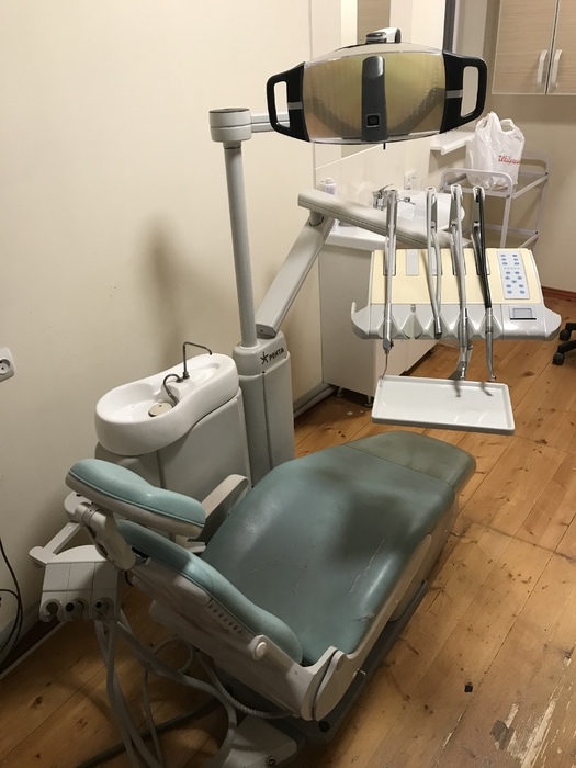 Стоматологічна установка Penta Італія б/в в хорошому стані Zooble.com.ua