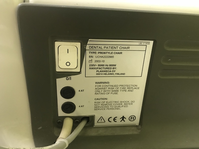 Стоматологічна установка Planmeca в гарному стані Zooble.com.ua