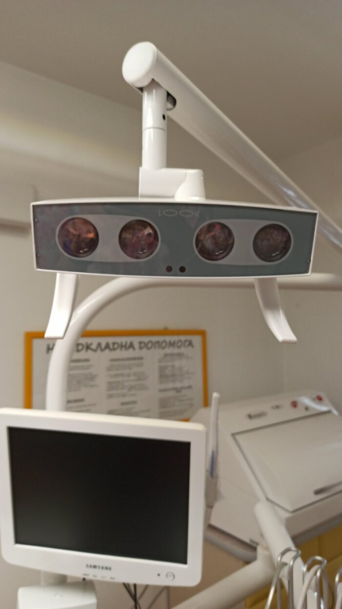 Стоматологічна установка Reede Midi ( Польща),сертифікована в Україні. Zooble.com.ua