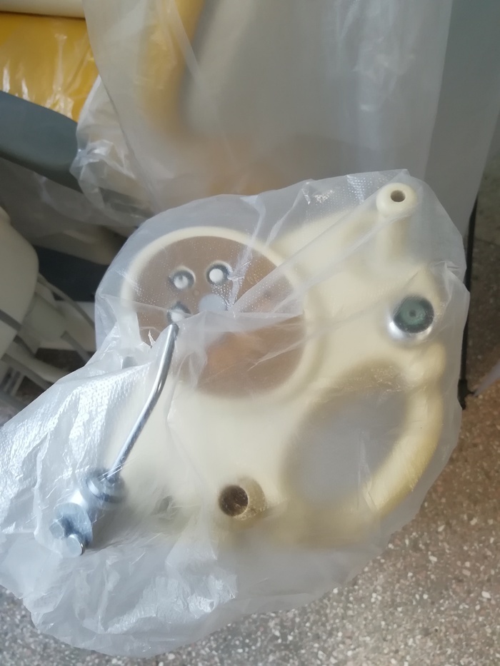 Стоматологічна установка SANTEM. 2005 рік. Дуже хороший стан. Zooble.com.ua