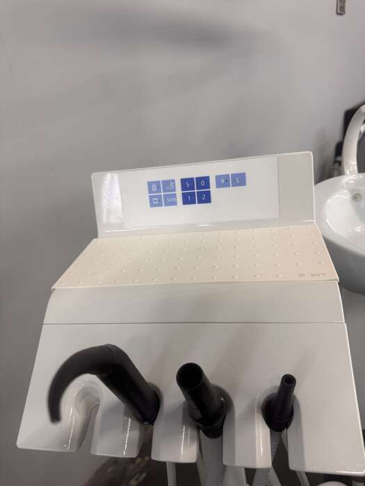 Стоматологічна установка SIRONA C4+ Установка після повного ТО — стан як нової! Zooble.com.ua