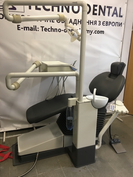 Стоматологічна установка Sirona C8+ 2012 рік ( не фарбована ) Zooble.com.ua