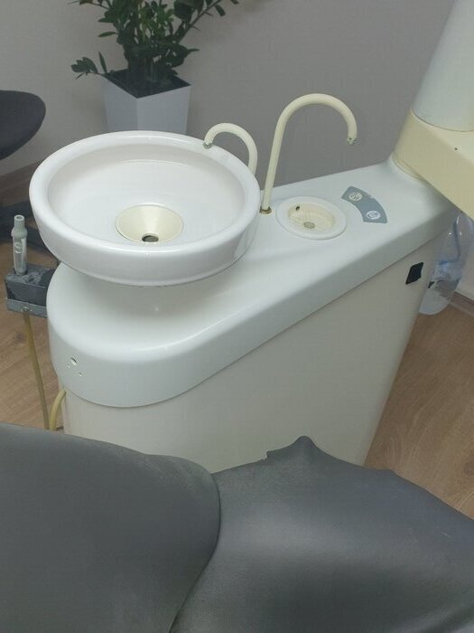 СТОМАТОЛОГІЧНА УСТАНОВКА SMILE SIMPATYC (ІТАЛІЯ).ГАРНИЙ РОБОЧИЙ СТАН. Zooble.com.ua