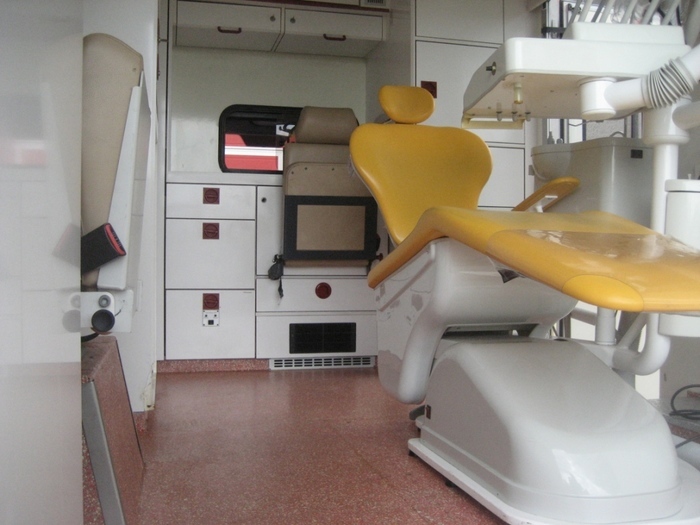 Стоматологічна установка TOPAZ Zooble.com.ua