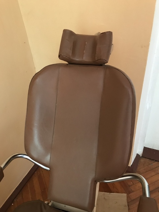 Стоматологічна установка В хорошому, робочому стані Zooble.com.ua