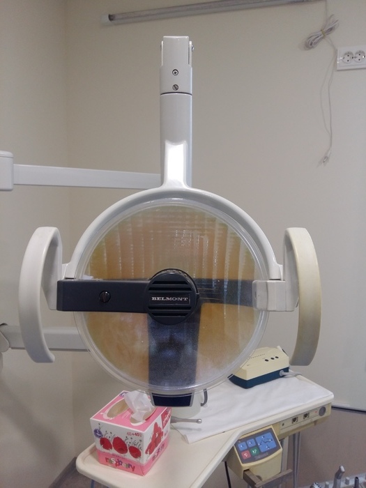 Стоматологічна установка з автономним слиновідсмоктувачем Zooble.com.ua