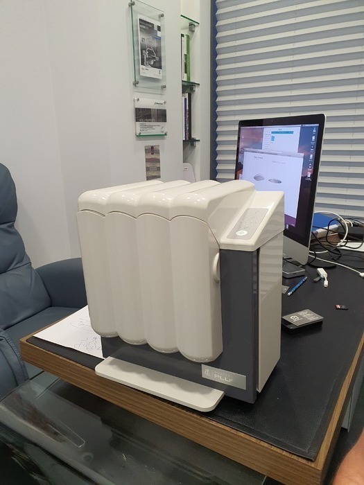 Стоматологічне обладнання Б/У Стоматологічні установки, мiкроскопи, автоклави, рентгени, стільчики В наявності Zooble.com.ua