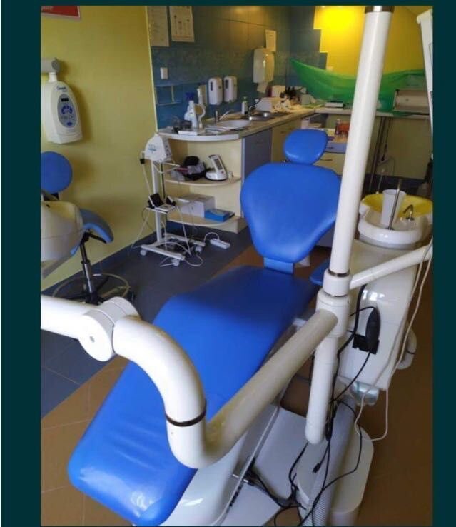 Стоматологічне обладнання Стоматологічна установка `Topaz` 2008 року Екран `Neovo` з інтраоральною камерою Zooble.com.ua