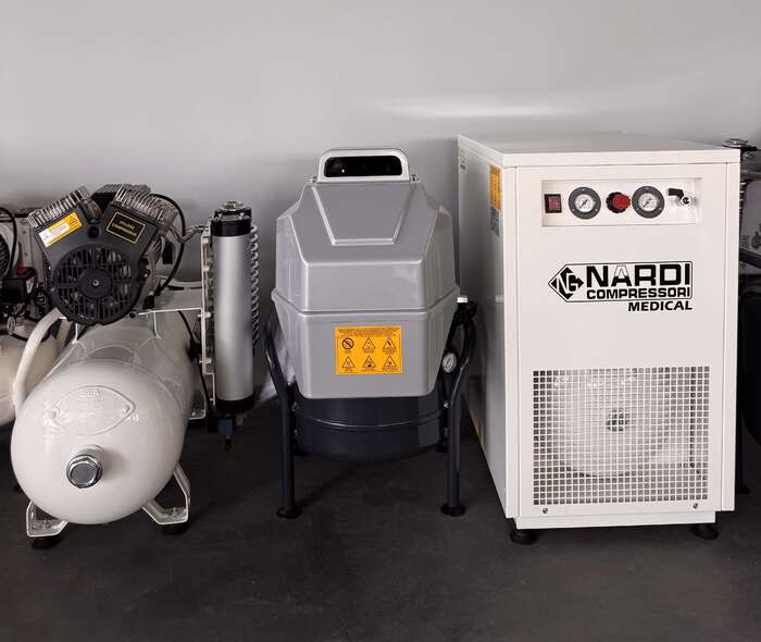 Стоматологічні компресори NARDI COMPRESSORI Виробник Італія Модель: EXTREME SD 30 L 1,50 Zooble.com.ua