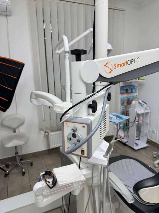 Стоматологічний мікроскоп Smart Optic стельового кріплення з дільником під камеру Sony Zooble.com.ua