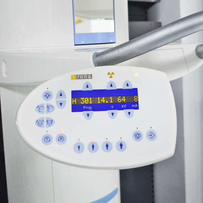Стоматологічний панорамний рентген 2D Sirona Orthophos XG Zooble.com.ua
