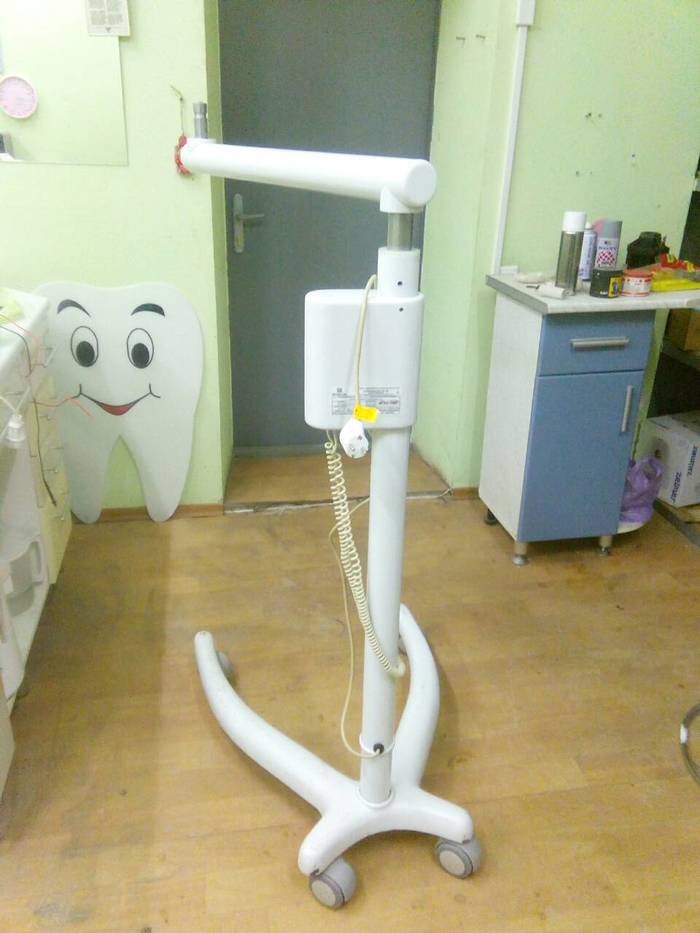 Стойка мобильная для рентгена или микроскопа новая 250$, б/у 150$ Zooble.com.ua