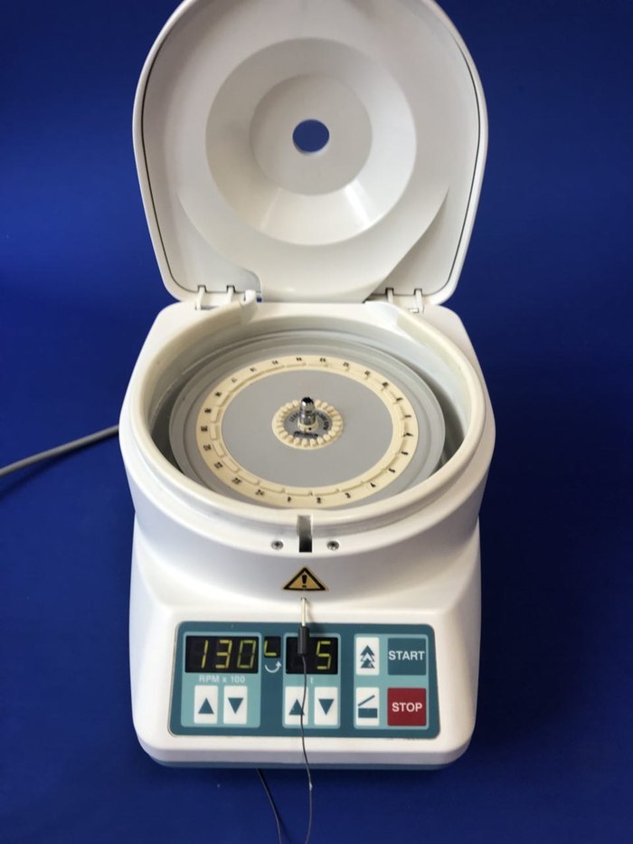 Центрифуга Hettich Haematokrit 20 Zooble.com.ua