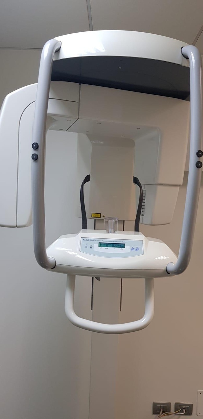 Цифровий 2D ортопонтомограф Кодак 8000 С Zooble.com.ua