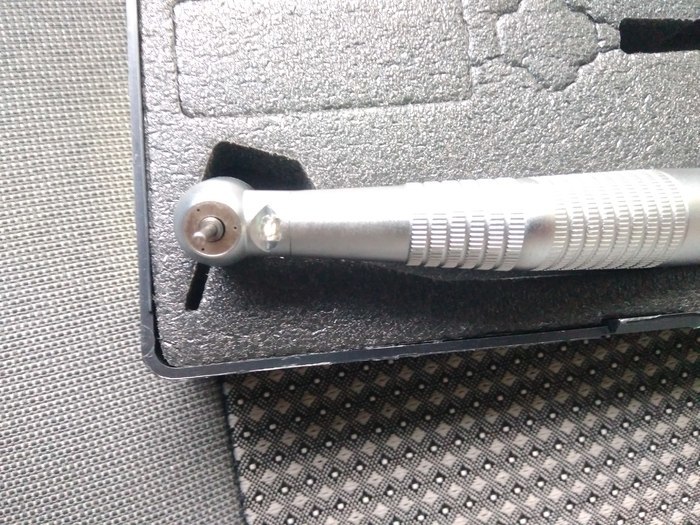 Турбінний наконечник KAVo Led виробництва Китай Zooble.com.ua