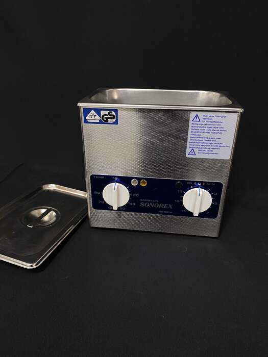 Ультразвукова ванна SONOREX SUPER RK 102 H З підігрівом і таймером Стан - чудовий Ціна - 350€ Zooble.com.ua