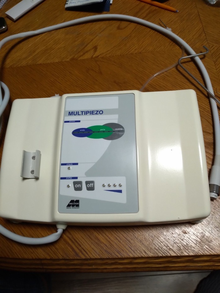 Ультрозврковой скалер MUTIPIEZO touch (MECTRON, Италия Zooble.com.ua