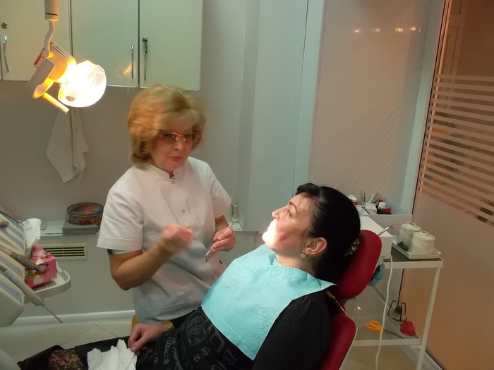 Услуги стоматолога круглосуточно Zooble.com.ua