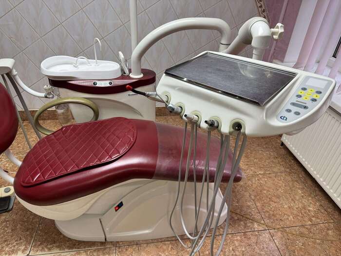 Установка Chiromega 654 duet, ТЕРНОПІЛЬ, робоча, мікромотор, скейлер вудпекер, лампа, сепаратор cattani. Zooble.com.ua