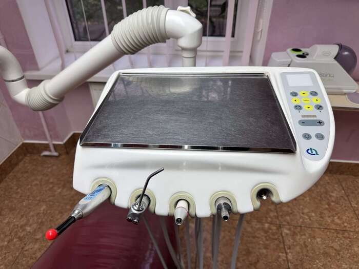 Установка Chiromega 654 duet, ТЕРНОПІЛЬ, робоча, мікромотор, скейлер вудпекер, лампа, сепаратор cattani. Zooble.com.ua