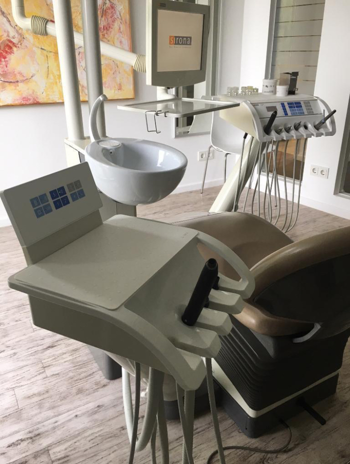 Установка Sirona C2+ Добрий стан Zooble.com.ua