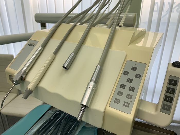 Установка стоматологічна Fona 1000 SW( верхній підвід) Zooble.com.ua