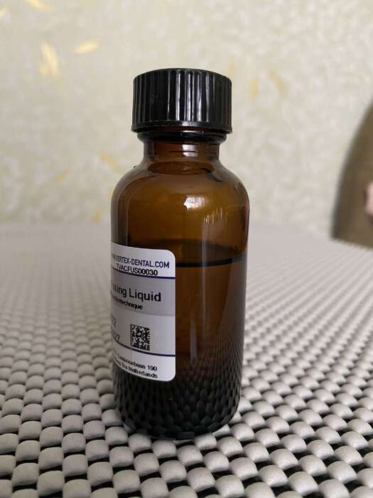 VertexThermo Fusing Liquid - рідина для ремонту, переробки та перебазування протезів Приблизно 25 мл Zooble.com.ua