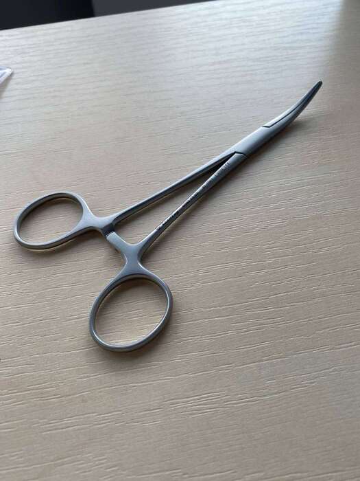 Зажим гемостатичний Kelly DenTag(Italy) на складі! Zooble.com.ua