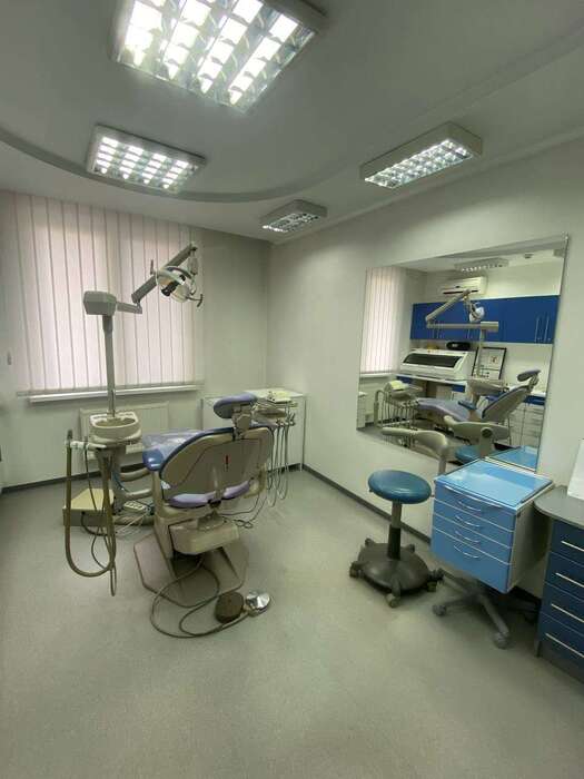 Здам в оренду кабінет вул. Р. Окіпної , повністю обладнаний ,забезпеченийальтернативним електроживленням Zooble.com.ua