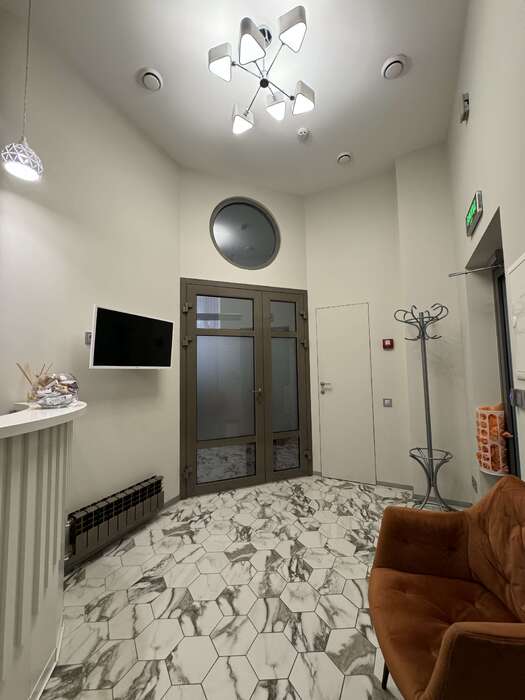 Здам в оренду стомат кабінет або цілком клініку на одне крісло. Київ, Печерський район Zooble.com.ua