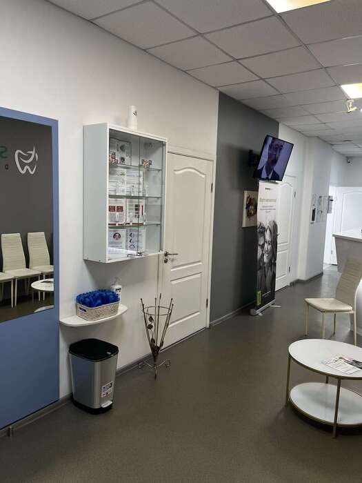 Здаються в оренду кабінети у стоматологічній клініці. Адреса: вул. Олександра Довженка 3 5 хвилин від метро Шулявка. Zooble.com.ua