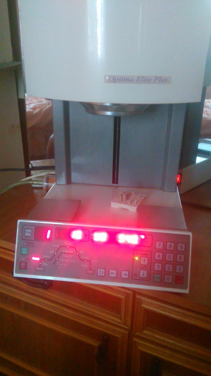 Зуботехнична пич оптима елит+ в хорошому стани б.у продаеться Детали по телефону.. Zooble.com.ua