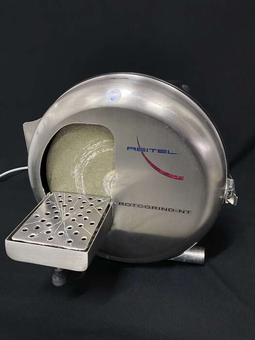 Зуботехнічний мокрий тример Reitel Rotogrind NT В чудовому стані Ціна - 600€ Zooble.com.ua
