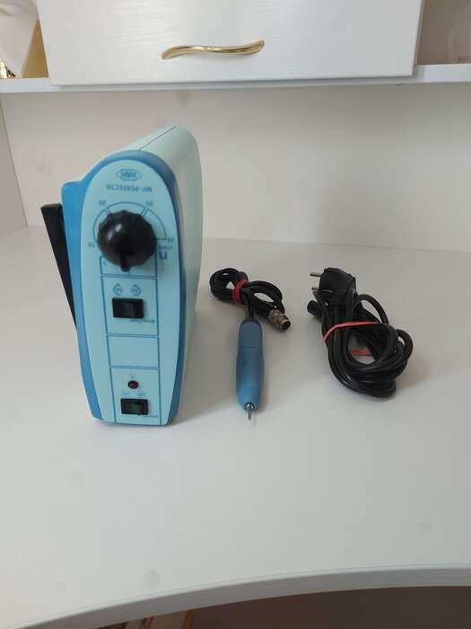 Зуботехнічний наконечник із колінним блоком управління Perfecta.хоррший стан, виробник -Австрія .ціна 565€. Zooble.com.ua