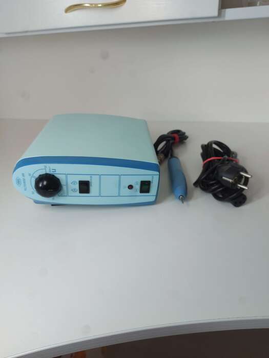 Зуботехнічний наконечник із колінним блоком управління Perfecta.хоррший стан, виробник -Австрія .ціна 565€. Zooble.com.ua